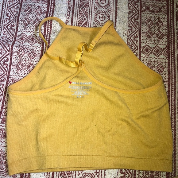 Halter top - Picture 2 of 2